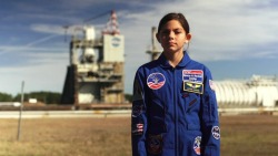 thefingerfuckingfemalefury:  hopefully-funny:  thatssoscience:  bbcnewsus:  &ldquo;Failure is not an option&rdquo; Alyssa Carson, 13, is determined to be the first person to land on Mars. This is more than wishful thinking - Nasa thinks she has a chance