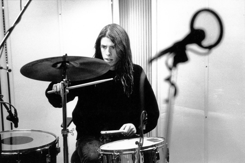foofightingwithmythirdeyeblinded:  hilversum studios - 1991 
