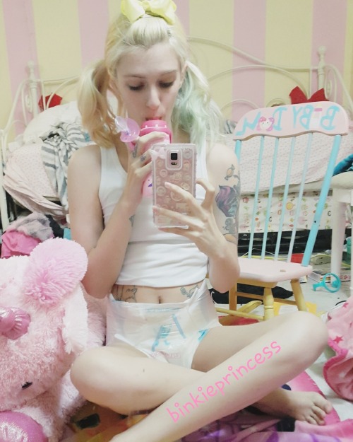 binkieprincess:  Little crinkle pants 🍼🎀 So excited to be an @abdreams baby! Look out for my set if you’re 18+ cuties. 