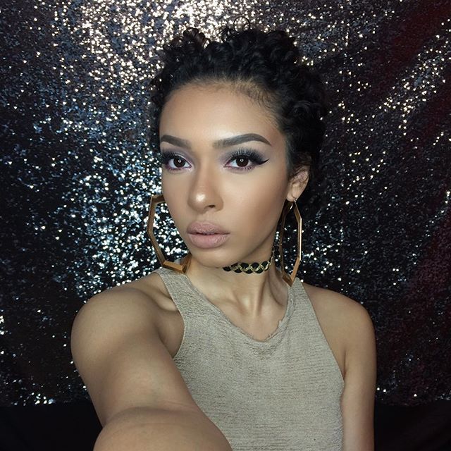 fashionistasrus:  Instagram: emazadilan_ 
