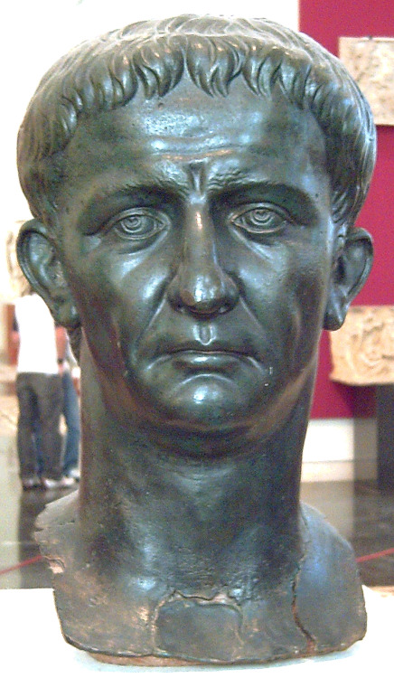 Bronze portrait of the Roman emperor Claudius (r. 41-54 CE).  Found at Rome; now in the National Arc