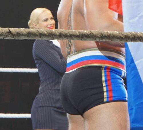 rwfan11:  Lana checking on it!