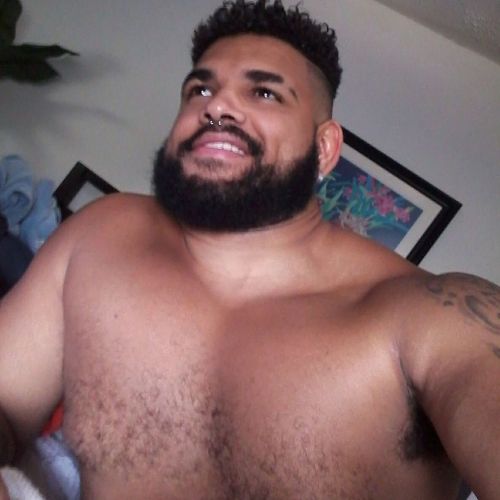 bearhub:  Fun Friday. #armpit #manpit #gaymuscle