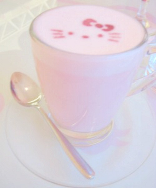 kawaiistomp:  Hello Kitty Drink ~ (photo credit) (please do not delete credit)