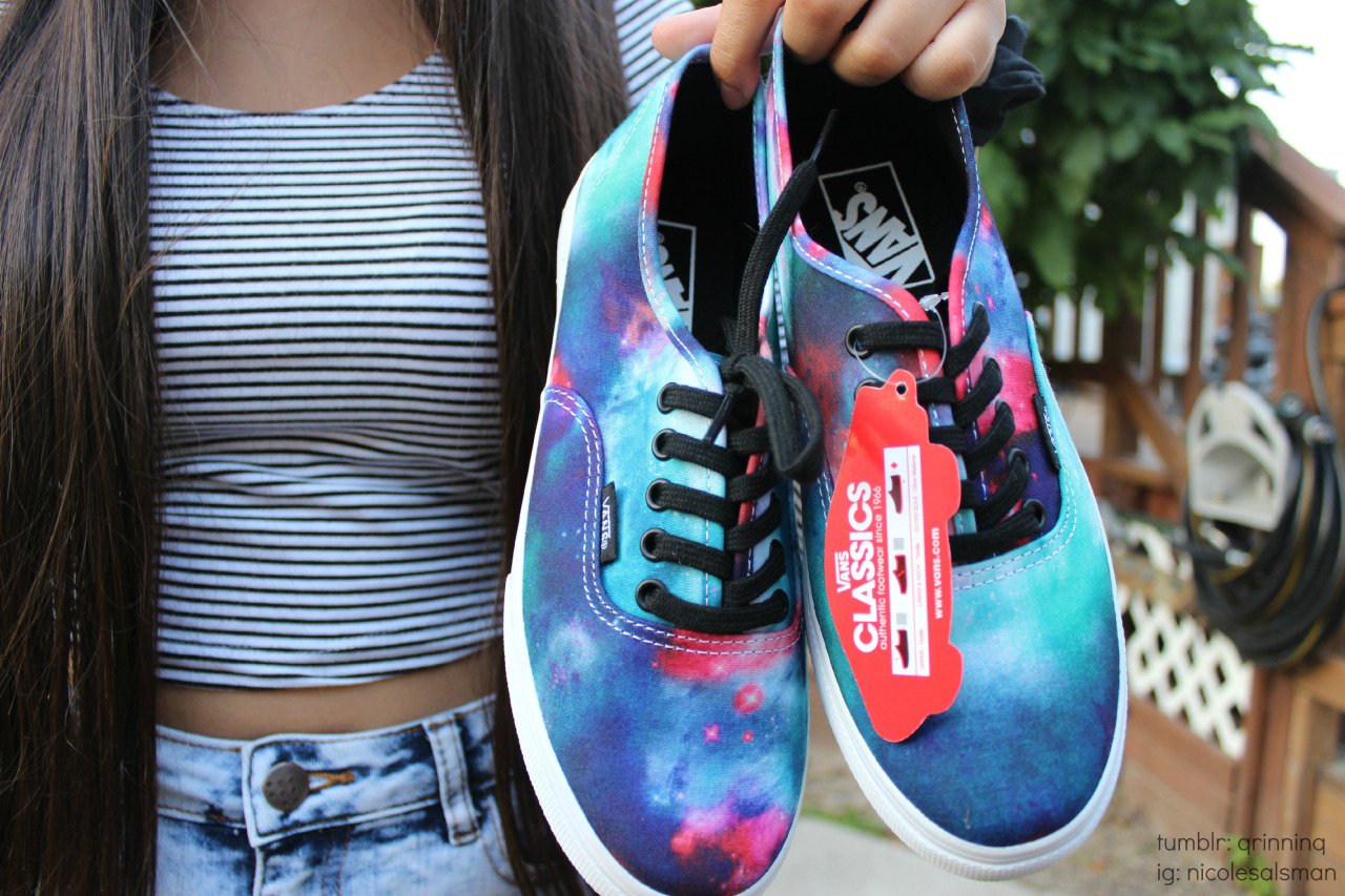qrinninq:  galaxy vans are perf ig: nicolesalsman 