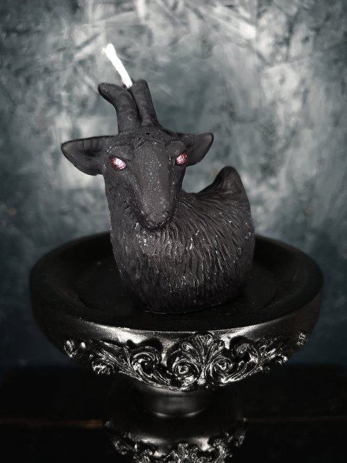 figdays:    Black Phillip Goat Candle //