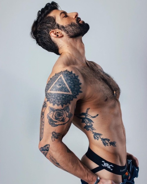 x-fits-y: RJ Aguiar oh look, its a cheater.