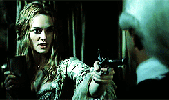 morganapendragons:  Make Me Choose∟morgainependragon asked: elizabeth swann or