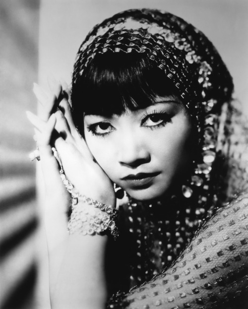 marlenedietrichs:nine favourite photos of anna may wong for claudettedietrich