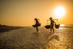 fotografiae:  Traditional Salt Farmer by