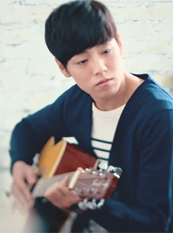 ilhoonoppa:  Lee Hyun Woo being all cute & stuff 