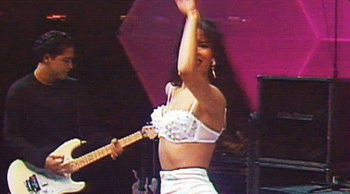 anything-for-selenaaas:  Selena LA CARCACHA gifs