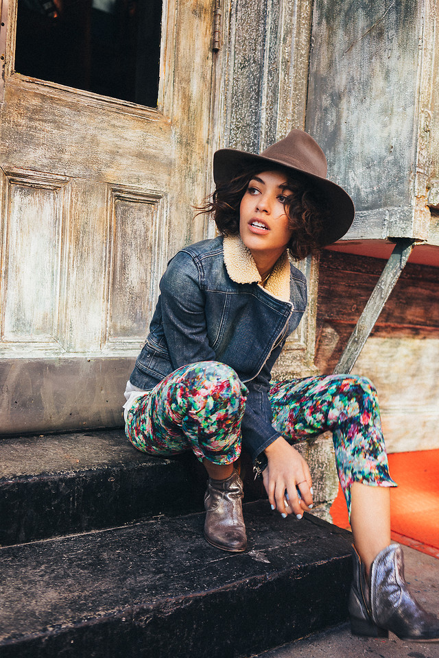 lookbookdotnu:  Stone Cold (by Christina Caradona) 