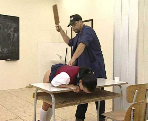 arinyaspankingworld:  Source: Lupus spanking 