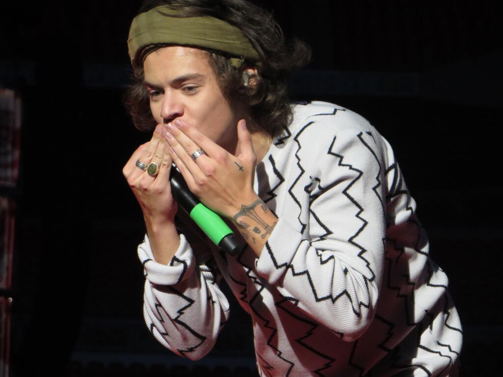 direct-news:  Wembley Stadium, London - 06/06/14 
