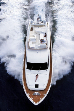 nxstyle:  Ferretti 960 