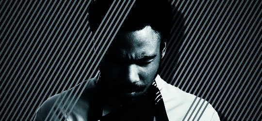 johnadegboyega:    “Lando’s always the best-dressed person on that set. And I