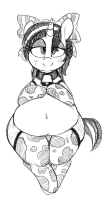 khaoskris:  mcsweezy:  Big poner  &gt;Fat Red Ribbon in cow print leggings I dunno whether to HNNNNNG or UNF 