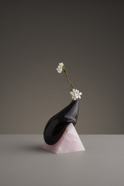 myampgoesto11: INDEFINITE VASES BY STUDIO EO About:  The project is an exploration of the relat