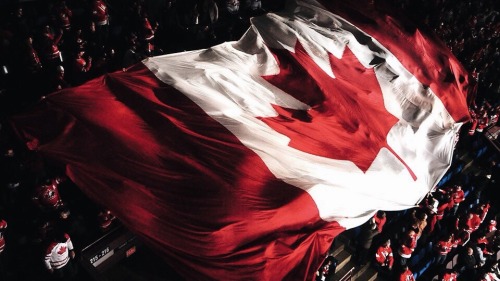 jvriems:Canada keeps its title, #IIHFWorlds champs!