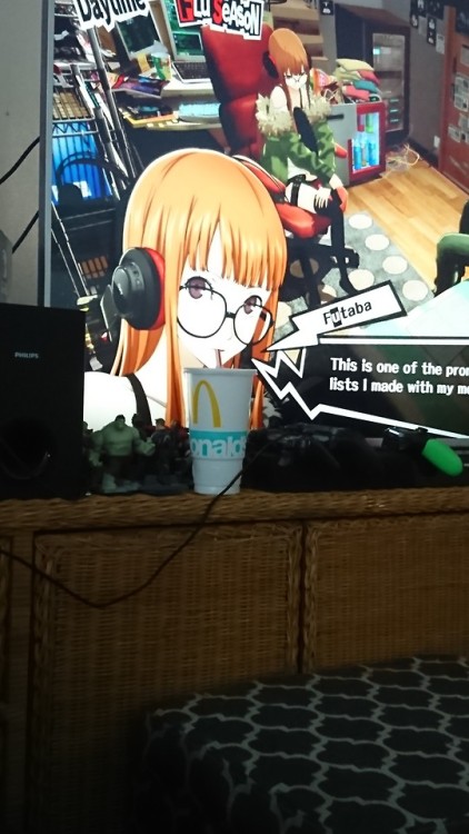 Looks like Futaba likes coke-a-cola from McDonald&rsquo;s!