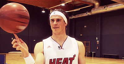 sen-31:  Bale look so hot when playing basketball XO 