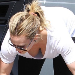 celebtreats:  Hilary Duff #hilaryduff #dufflicious