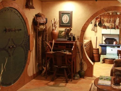 wombat-annihilator:beardedzombietech:voiceofnature:Hobbit’s Dream- On Airbnb@wombat-annihilato