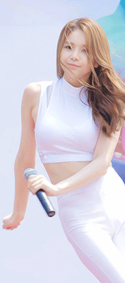 harbinsrule:  Look at her fishing for a white guy and trying to look more white.