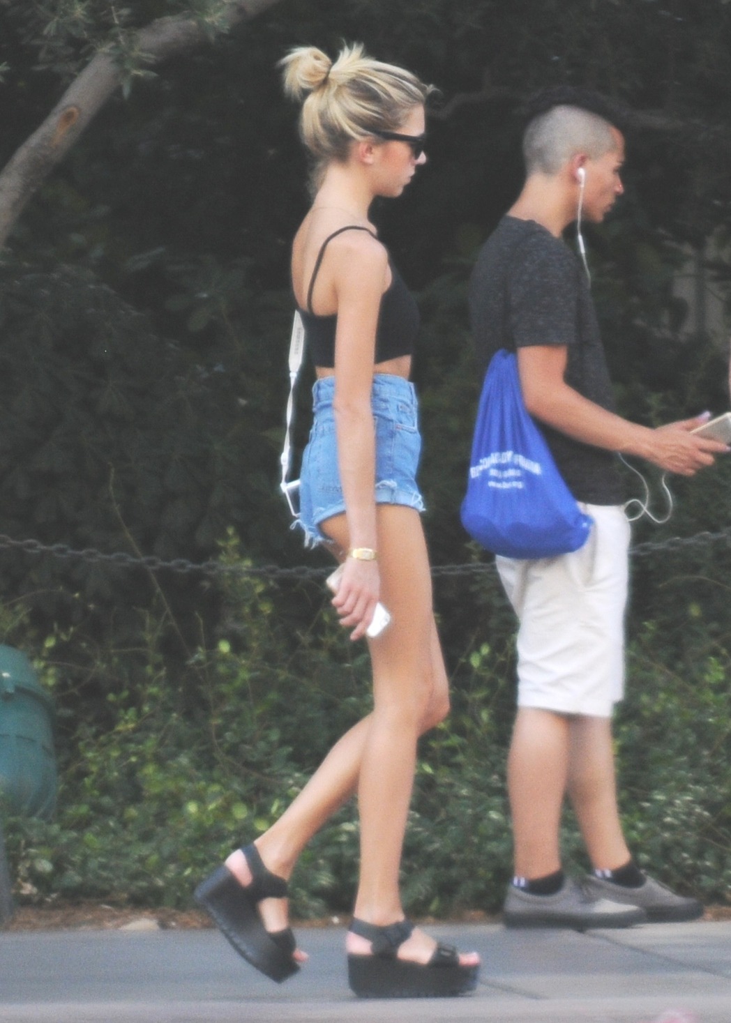 Man those are some long thin legs.