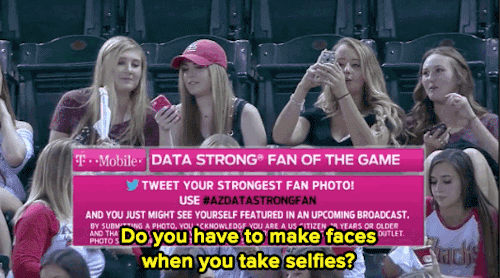 sugarfreesuzy:povverbottoms:micdotcom: Male announcers mock young women for taking selfies during a 
