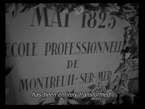 cinaed: —- This scene is from Les Miserables 1933, in which the speaker is announcing that Mon