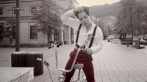 jonghyunslisterine:FAVORITE BOY GROUP MVS: 2/?    ➥ war of hormone by bts 