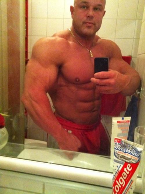 thick-sexy-muscle:  Tommi Thorvildsen - Super thick and sexy