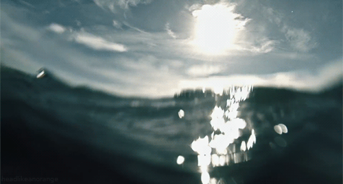 mygloomysunday:  Untitled sur We Heart It.