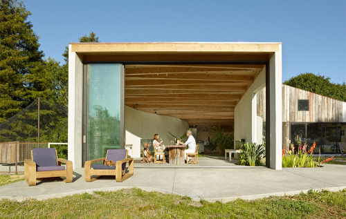 archatlas:  Meier Rd 1 + 2 Mork-Ulnes Architects  The initial Meier Road brief required large flexible spaces that could house a workshop, art studio and storage for barn equipment and collectibles. Exploring the barn typology within this agricultural