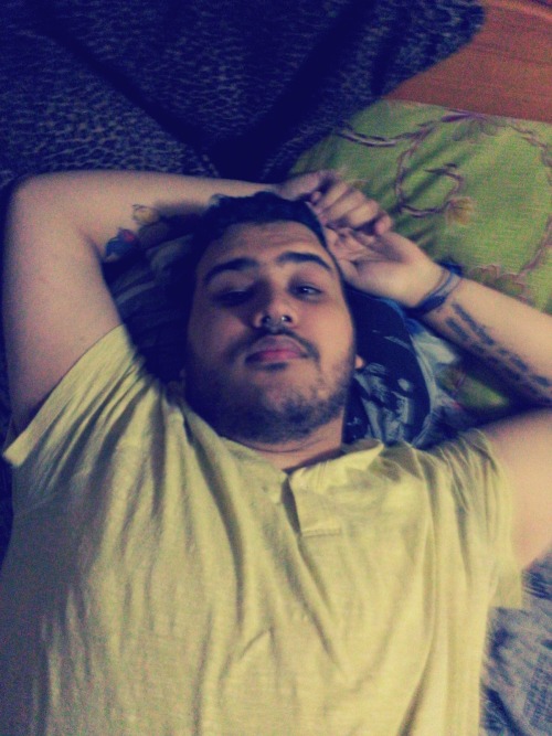 cityboykaz:  I saw my boyfriend today and he’s growing his beard for me! He’s my teddy bear! 💋💘❤
