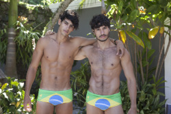 nakedmenandboysfrombrazil:  BRAZILIAN MODELS WITH SWIMWEAR WITH NATIONAL COLOURS 