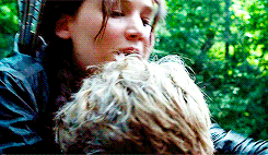 sleephang-blog:  I realize only one person will be damaged beyond repair if Peeta