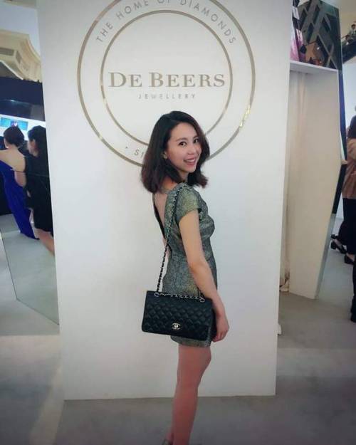 maturechinesewomen: 台湾美女主播高毓璘，已为人妻少妇