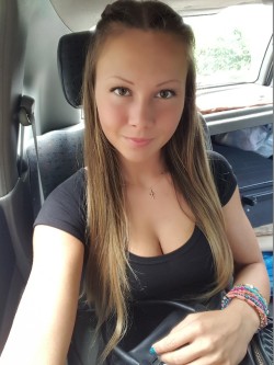 amatorer:  Young girl, beautiful boobs, amazing Ass 