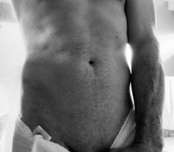 sexandsophistication:Just out the shower, ready for Friday.        A little “winter coat” starting to come in.found it! happy weekend indeed 