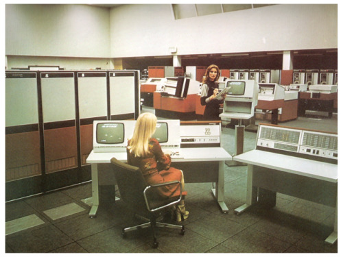 thegikitiki: State of Modern Technology…    ICL (New Range) 2970 Mainframe and Terminals, 1974 