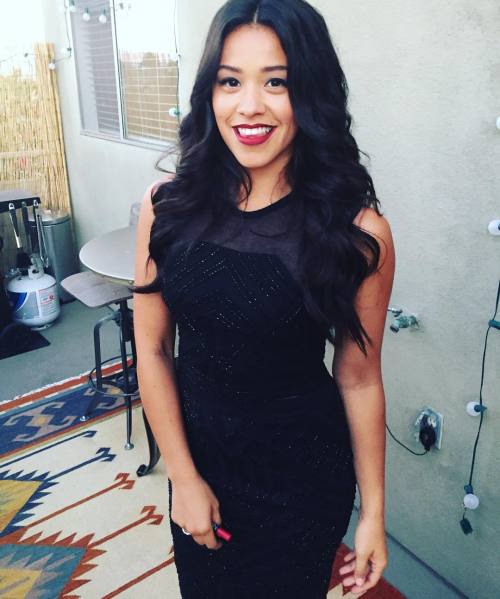 ginarodriguezsource: hereisgina: Tonight’s look, my team letting me have it. #Emmys #twerk