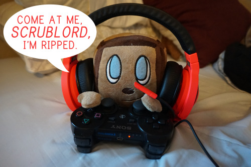 tinyboxbri: Tiny Box Tim helped me try out my new Razer headset. It’s actually &ldqu