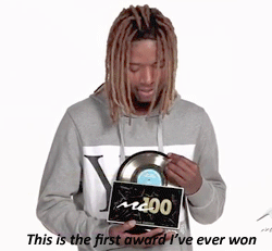 zooviette: Fetty Wap receives his first award ever from Music Choice (x)