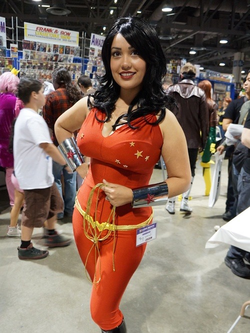 comicheroines:  Donna Troy Wonder Girl 