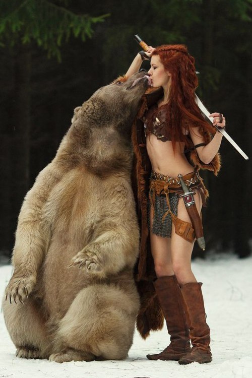 sakafai:  OMG! Incredible “extreme” cosplay called Merida by the model Tina Rybakova. Photo by Dasha Kond  ”I need a bear for my cosplay. You need a what? A bear. 5 years, an exotic pet license, and 15,000 dollars later we get this. Dedication…”