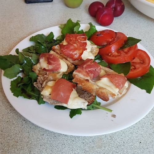 Light supper of baked prosciutto and bocconcini salad. #selcooks #cookbookchallenge2021 #selbakes ht