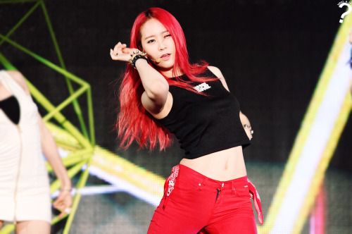 fuckyeah-fx:©who.a.u